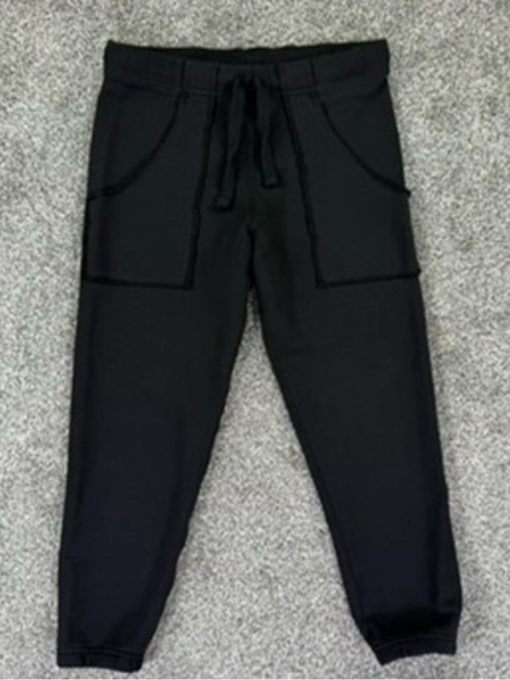 Frank & Eileen | Triple Fleece Eamon Black Raw Edge Jogger Sweatpants Women’s - Picture 3 of 8